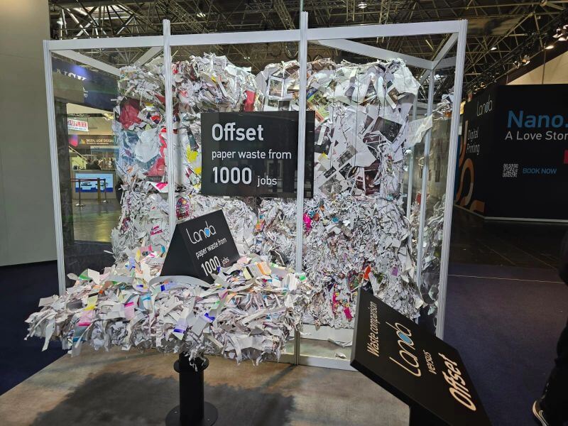 Paper waste from offset presses compared to Landa digital printing